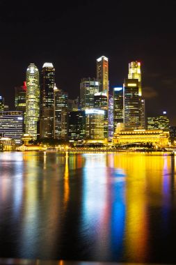 Singapur Finans bölgesine ve iş binalar peyzaj