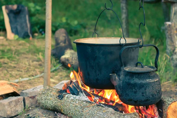 Turistické pot nad táborák — Stock fotografie