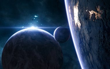 Bir yıldız kümesinin mavi ışınlarıyla uzayın derinliklerindeki gezegenler. 3 boyutlu görüntüleme. Bilim kurgu