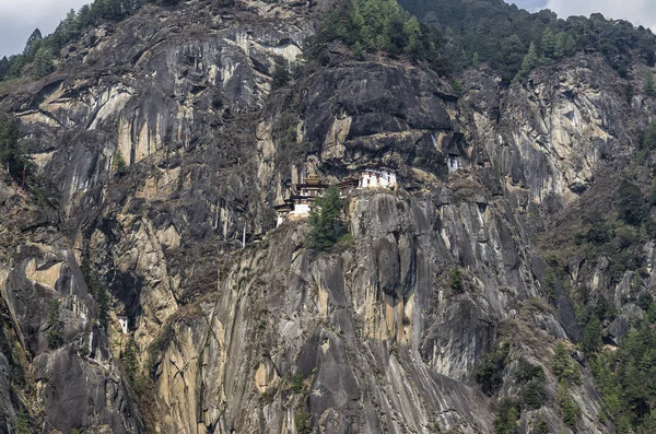 Tigers Nest Monastery Also Know Taktsang Palphug Monastery Located Cliffside — Stock Photo, Image