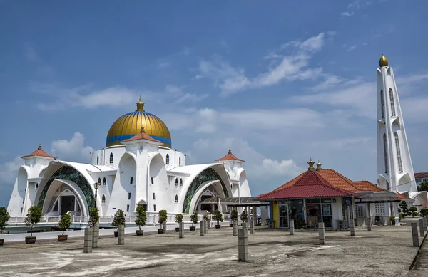 Mezquita Del Estrecho Malaca Melaka Malasia Mezquita Del Estrecho Malaca —  Fotos de Stock