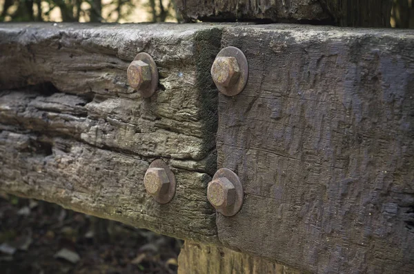 浅いDofと老朽化した木製のフェンスの閉鎖 — ストック写真