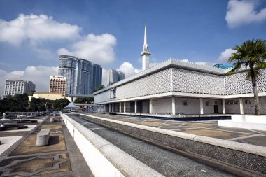 Malezya Ulusal Camii (Mescidi Negara), Kuala Lumpur, Malezya. Bu cami 1965 yılında Malezya Ulusal Camii olarak ilan edilmiştir. Mescid Negar