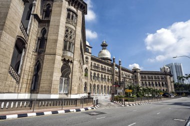 Keretapi Tanah Melayu Berhad (KTMB) veya Malezya Demiryolları Limited idari binası 1910 yılında tamamlandı, Kuala Lumpur, Malezya.