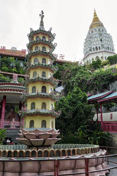 Buddyjska Chińska Architektura Świątyni Kek Lok Położona Air Itam Penang — Zdjęcie stockowe