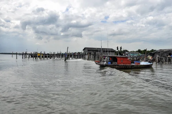 位于马来西亚Kampung Bagan Sungai Lima的一个真正的中国渔村 Kampung Bagan Sungai Lima坐落在距主要村庄Pulau Ketam的第五河畔 — 图库照片