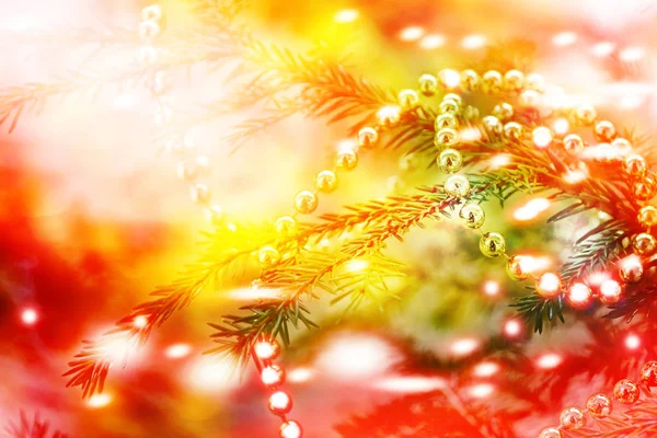 Christmas tree decorated with celebratory glass toys. — Stock Photo, Image