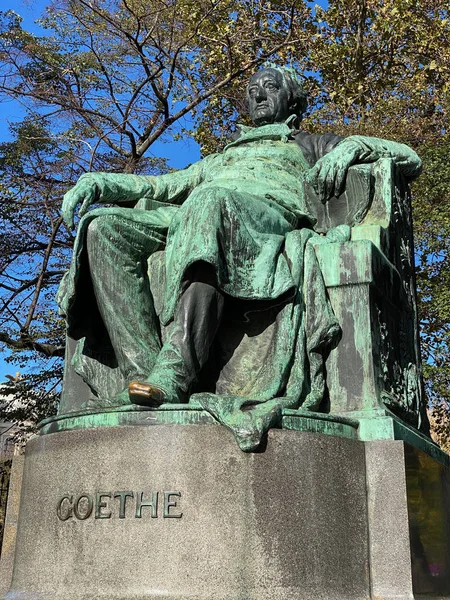 Goethe Statue Vienna — 图库照片