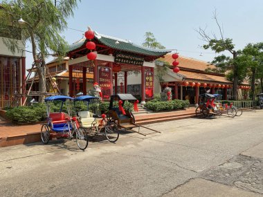 Udon Thani, Tayland - 9 Mart 2020 Udon Thani 'deki Tayland-Çin Kültür Merkezi Corona Virüsü yüzünden Wuhan için ısrarlı sloganlar gönderdi