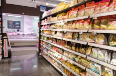 Bulanık süpermarket gıda