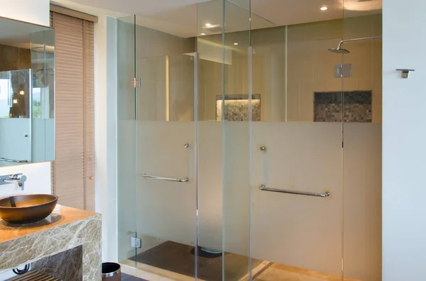 Modernes Interieur Bad Dusche — Stockfoto