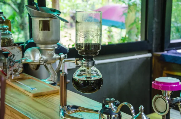 Antieke koffie apparatuur — Stockfoto