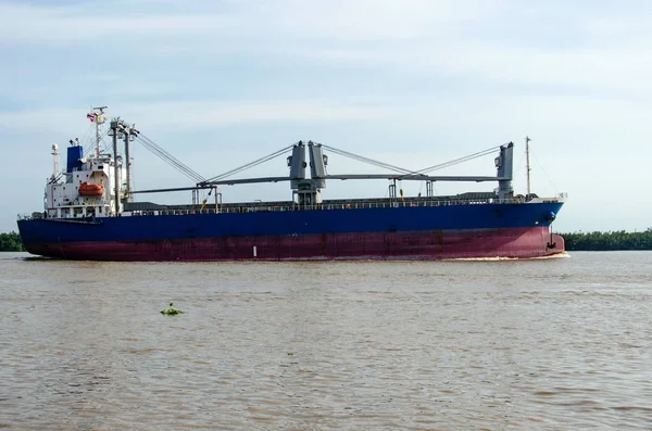 Large industrial ship — Stock Photo, Image