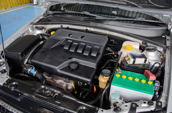 Motor de carro limpo — Fotografia de Stock