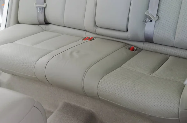 Szczegółowy Opis Samochodu Modern Cream Leather Car Seat — Zdjęcie stockowe