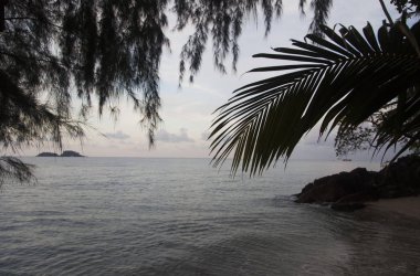 Yalı alacakaranlık içinde