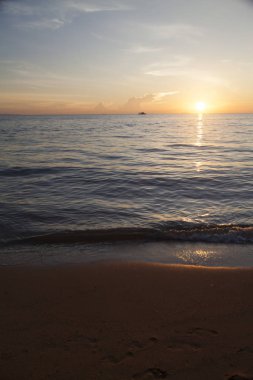 Decline over the sea