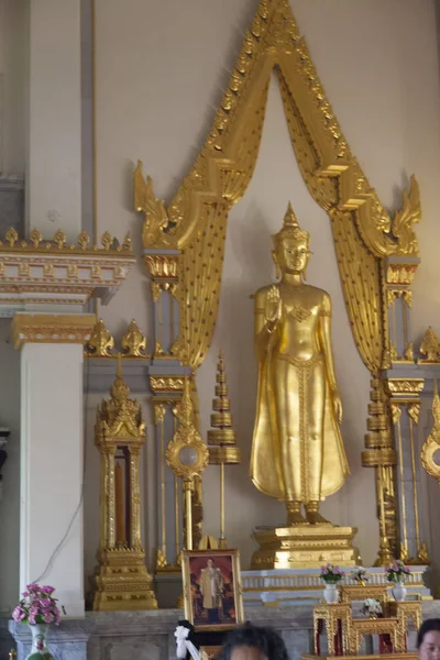 Nesneleri bir Budist Tarikatı