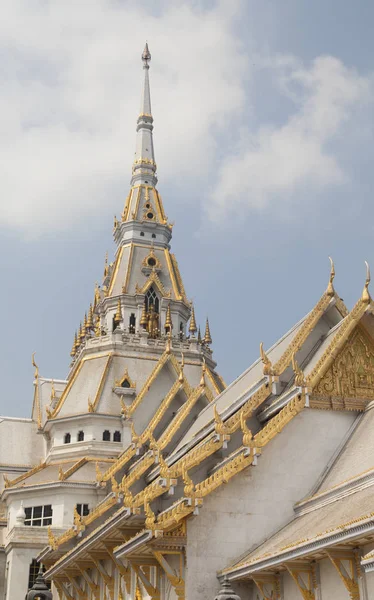 Vackra buddhistiska tempel — Stockfoto