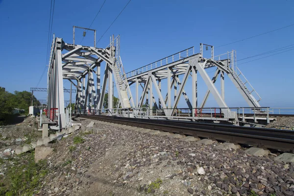 Metal railway bridge — Stock Photo, Image