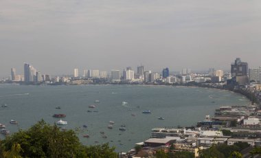 Deniz kenarında çok uygun bir şehir de güzel yer