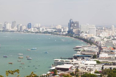 Deniz kenarında çok uygun bir şehir de güzel yer