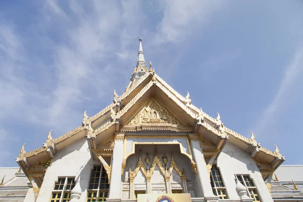 Belo templo budista — Fotografia de Stock