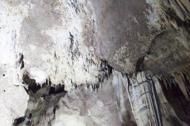 Büyük karst mağarası