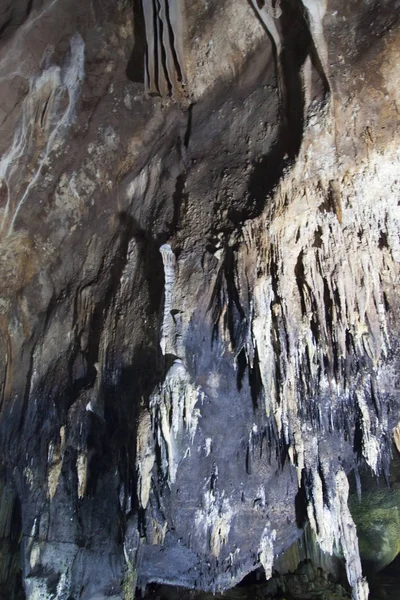 大きなカルスト洞窟 — ストック写真