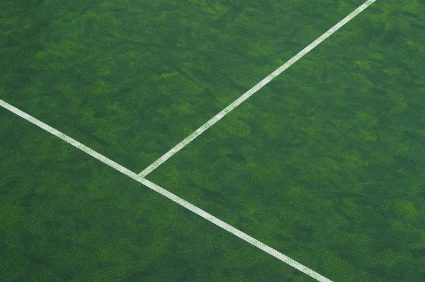 Tennisbana Inomhus Med Grön Matta Yta — Stockfoto