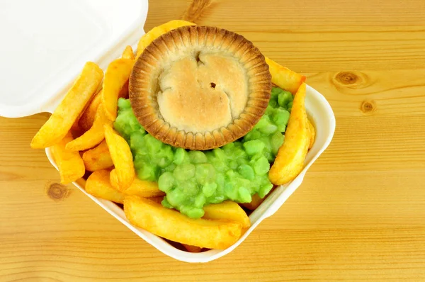 Meat Pie And Chips In Take Away Box — Stock Photo, Image