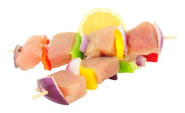 Çiğ taze balık ve tatlı biber kebap