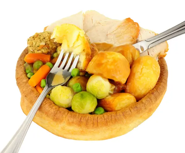 Pieczony kurczak obiad w Yorkshire Pudding — Zdjęcie stockowe