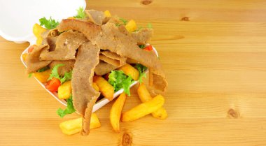 Kebap et ve cips götürmek