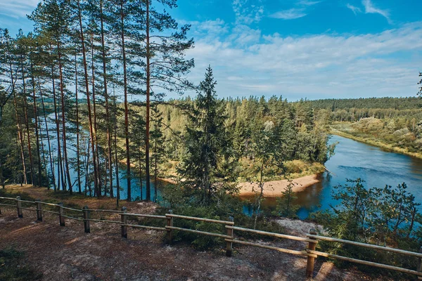 El paisaje alrededor del Parque Nacional de Guaja, Letonia — Foto de Stock