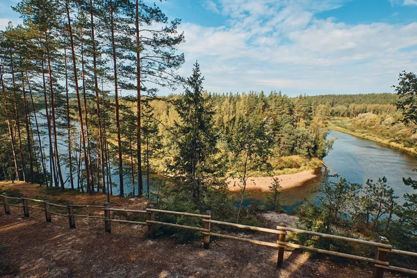 El paisaje alrededor del Parque Nacional de Guaja, Letonia — Foto de Stock