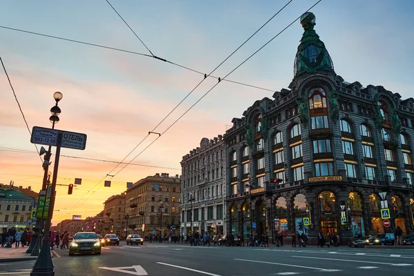 Nevsky Prospect Street, St. Petersburg, Rusland — Stockfoto