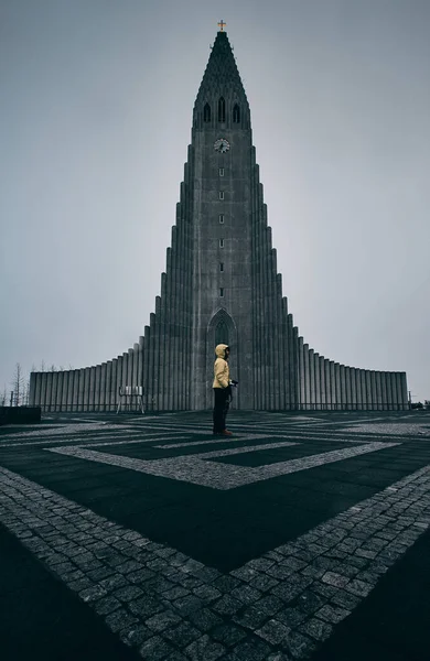 Exterior Iglesia Hallgrimskirkja Reikiavik Islandia — Foto de Stock