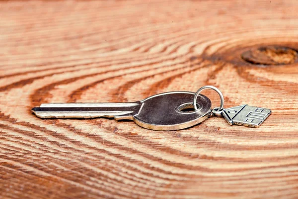 Schlüssel zu einem Charme Form hous. — Stockfoto
