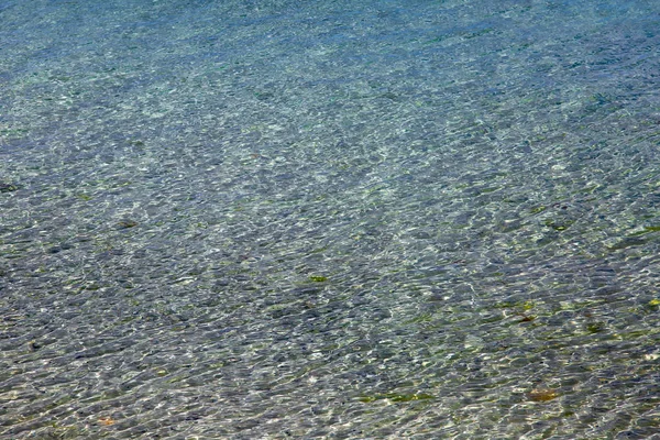 Волн морской воды близко . — стоковое фото