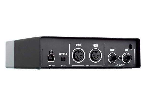 Интерфейс USB Audio, внешняя звуковая карта
.