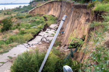 Belgili tanımlık çatlamak asfalt parke.