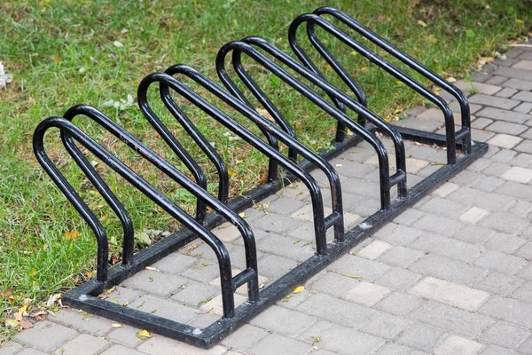 Siyah renk Bisiklet park yeri.