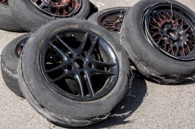 drift sonra kullanılan lastik.