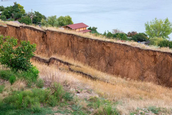 Erdrutsch Einem Umweltgefährdenden Gebiet Großer Riss Boden Großer Bodenschichten Der — Stockfoto