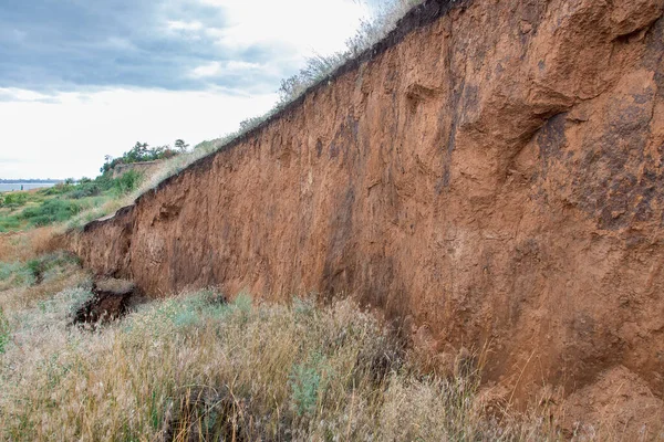 Erdschichten Mit Rissen Aufgrund Von Erdrutschen Des Bodens Ökologische Katastrophe — Stockfoto