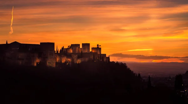 Západ slunce Alhambra v Granadě — Stock fotografie