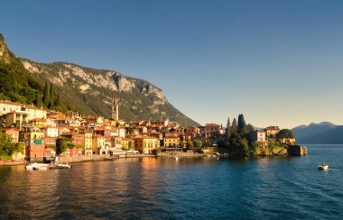 Varenna, İtalya, Como Gölü kıyısında.
