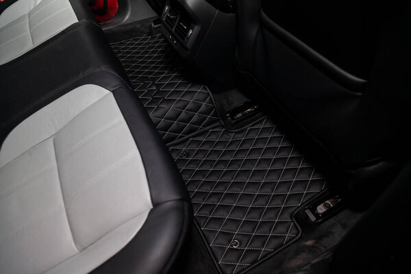 Car 3D handmade rugs with diamond-shaped stitching threads of bl