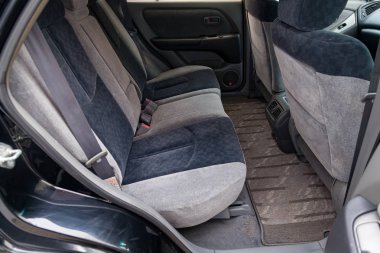 Toyota Harrier veya Lexus Rx300 ile gri iç görünüm 